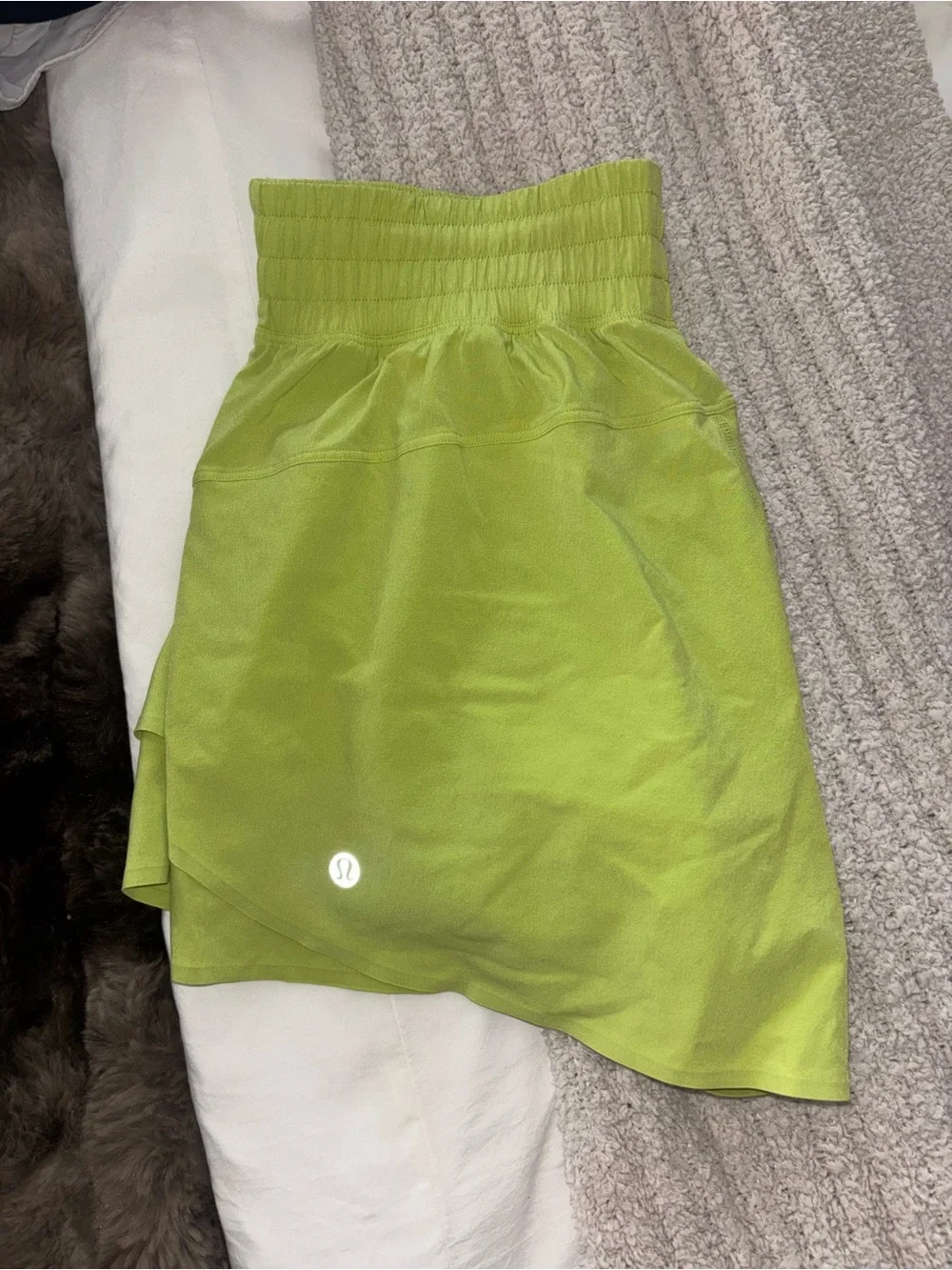 Lululemon Shake It Out High-rise Running Short 2.5” Color Sour Grape Size XS